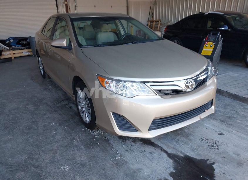 2012 Toyota Camry LE (VIN 4T4BF1FK2CR235293) main photo