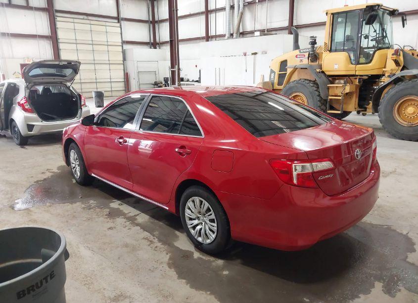 Photo 3 of 2013 Toyota Camry LE (VIN 4T4BF1FK2DR277237)