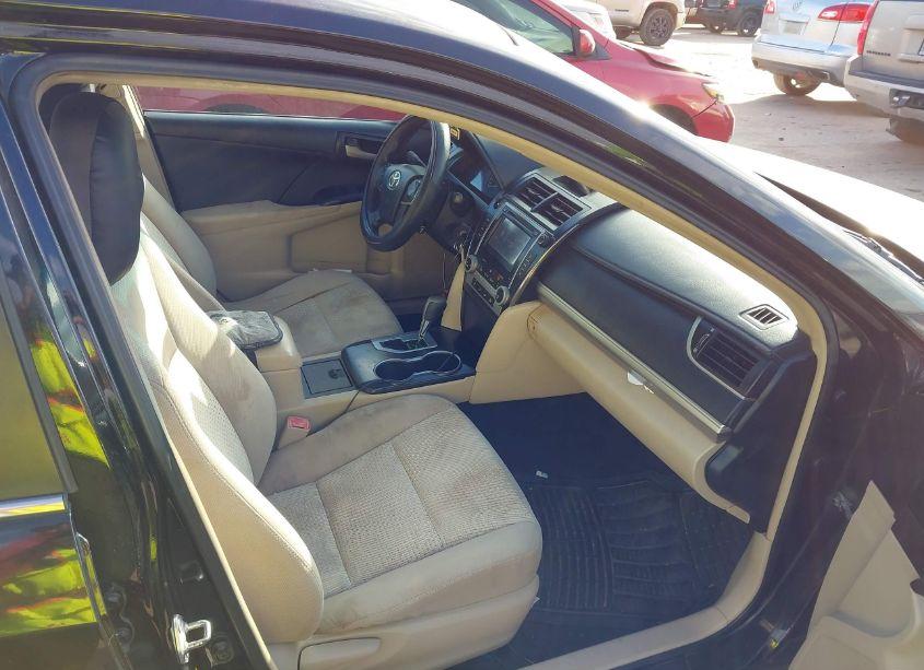 Photo 5 of 2013 Toyota Camry LE (VIN 4T4BF1FK2DR289551)