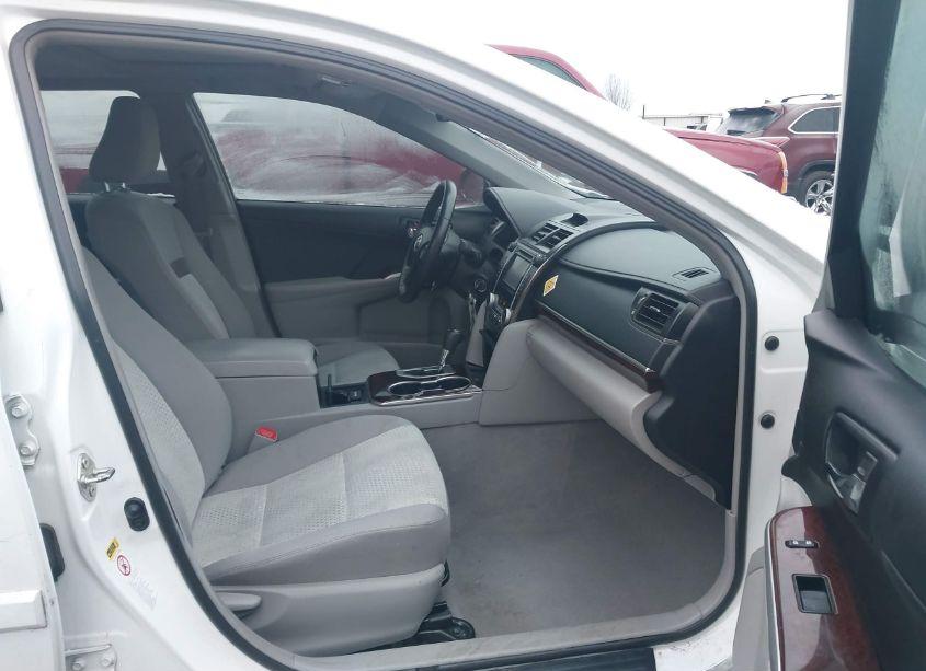 Photo 5 of 2013 Toyota Camry XLE (VIN 4T4BF1FK2DR290716)