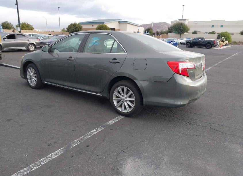 Photo 3 of 2013 Toyota Camry XLE (VIN 4T4BF1FK2DR295494)