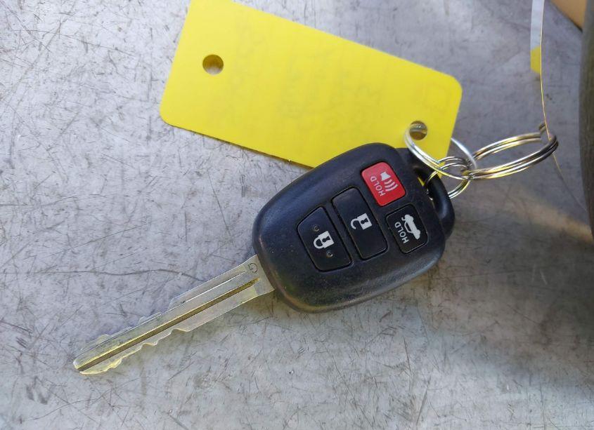 Photo 11 of 2013 Toyota Camry LE (VIN 4T4BF1FK2DR296189)