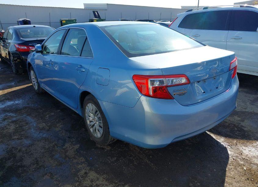 Photo 3 of 2013 Toyota Camry LE (VIN 4T4BF1FK2DR296189)