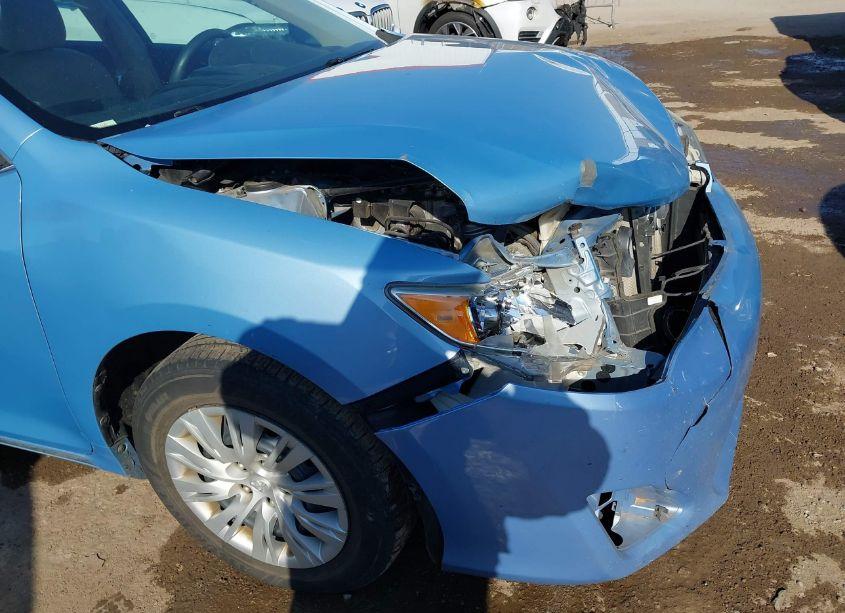 Photo 6 of 2013 Toyota Camry LE (VIN 4T4BF1FK2DR296189)