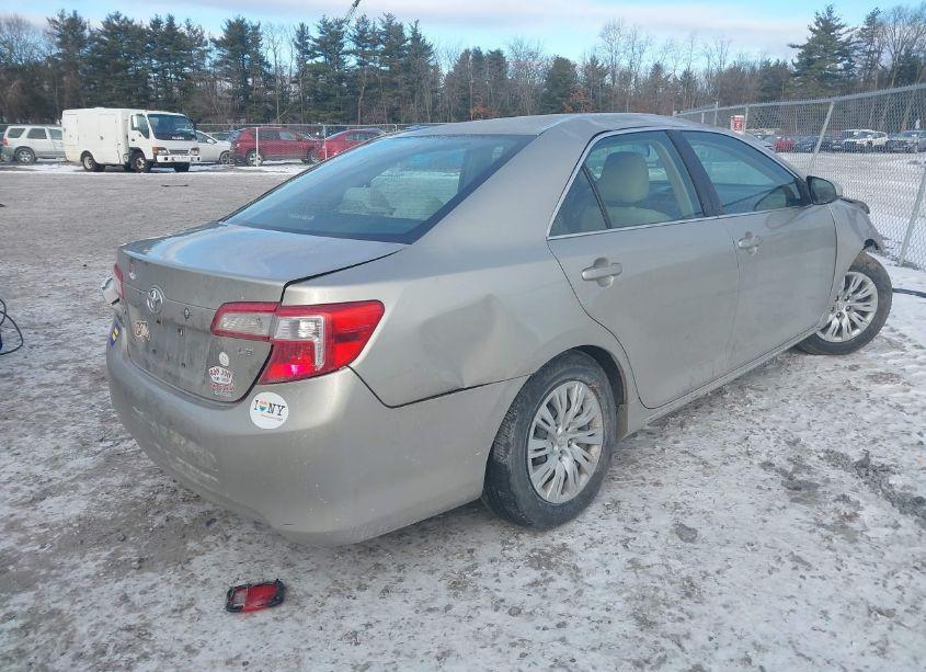 Photo 4 of 2013 Toyota Camry LE (VIN 4T4BF1FK2DR297410)