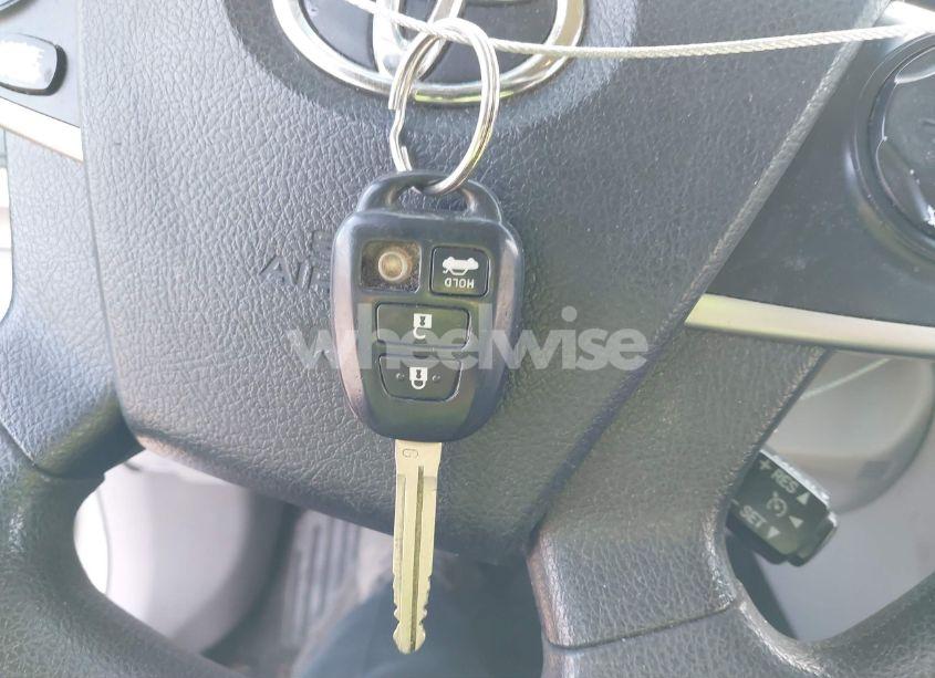 Photo 11 of 2013 Toyota Camry LE (VIN 4T4BF1FK2DR319714)