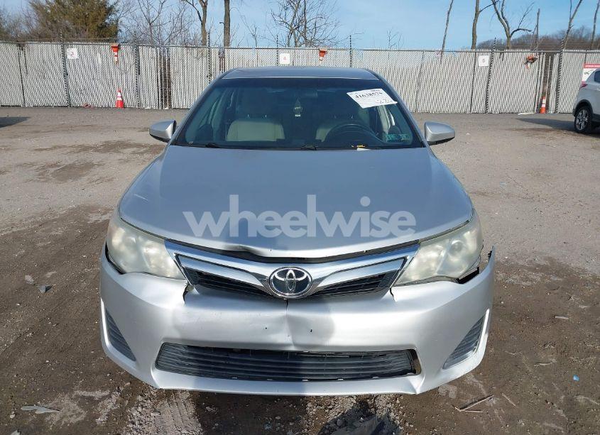 Photo 12 of 2013 Toyota Camry LE (VIN 4T4BF1FK2DR319714)