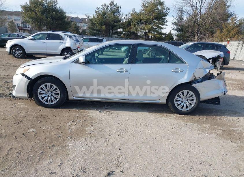 Photo 14 of 2013 Toyota Camry LE (VIN 4T4BF1FK2DR319714)