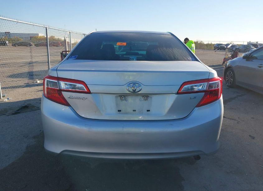 Photo 16 of 2013 Toyota Camry LE (VIN 4T4BF1FK2DR329725)