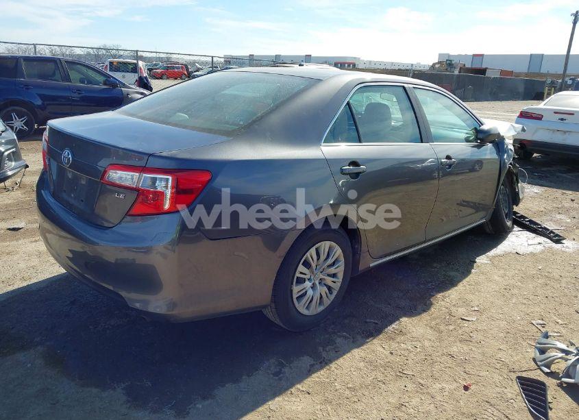 Photo 4 of 2014 Toyota Camry LE (VIN 4T4BF1FK2ER355209)