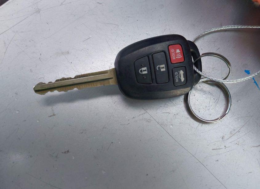 Photo 11 of 2014 Toyota Camry LE (VIN 4T4BF1FK2ER360295)