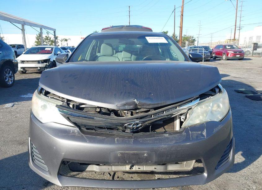 Photo 6 of 2014 Toyota Camry LE (VIN 4T4BF1FK2ER360605)