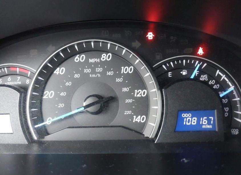 Photo 15 of 2014 Toyota Camry L/LE/SE/SE SPORT/XLE (VIN 4T4BF1FK2ER368302)