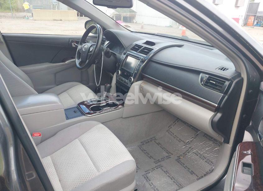 Photo 5 of 2014 Toyota Camry XLE (VIN 4T4BF1FK2ER396729)