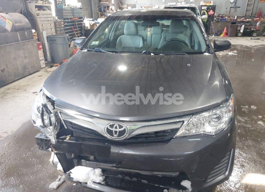 Photo 6 of 2014 Toyota Camry LE (VIN 4T4BF1FK2ER432760)