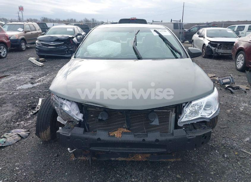 Photo 12 of 2014 Toyota Camry LE (VIN 4T4BF1FK2ER437781)