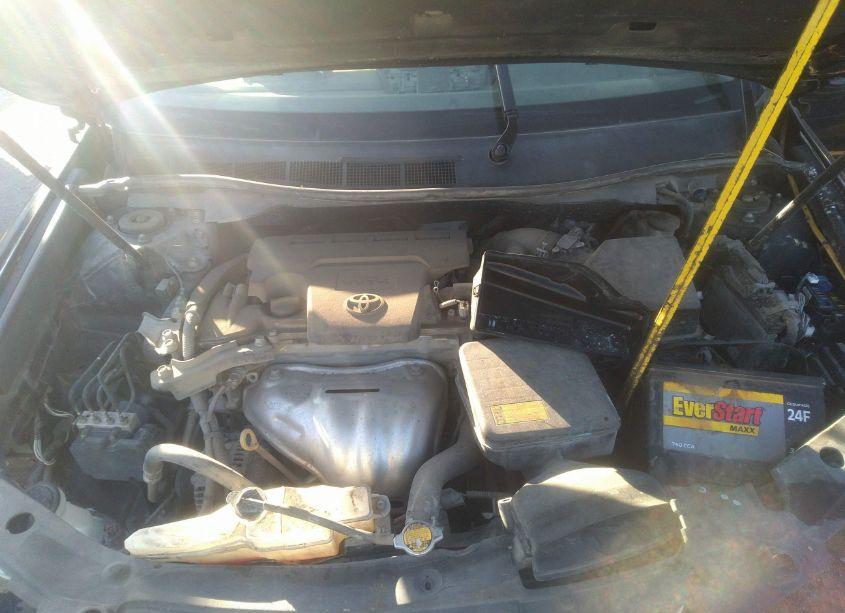 Photo 10 of 2014 Toyota Camry LE (VIN 4T4BF1FK2ER439658)