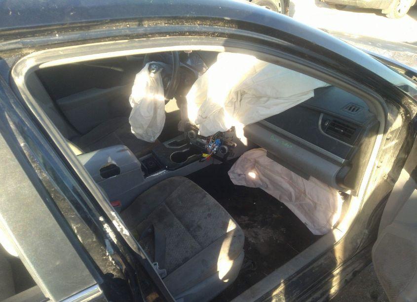 Photo 5 of 2014 Toyota Camry LE (VIN 4T4BF1FK2ER439658)