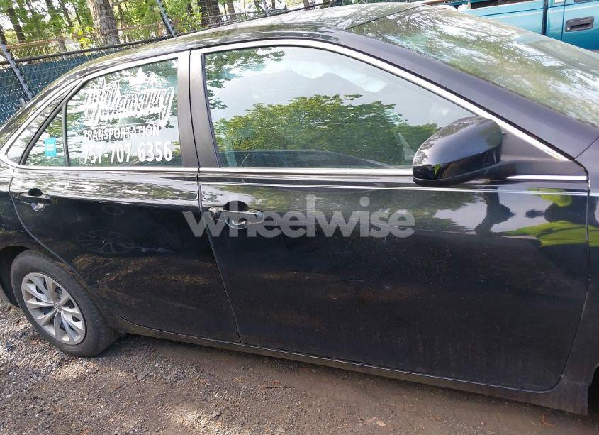 Photo 13 of 2015 Toyota Camry LE (VIN 4T4BF1FK2FR451083)