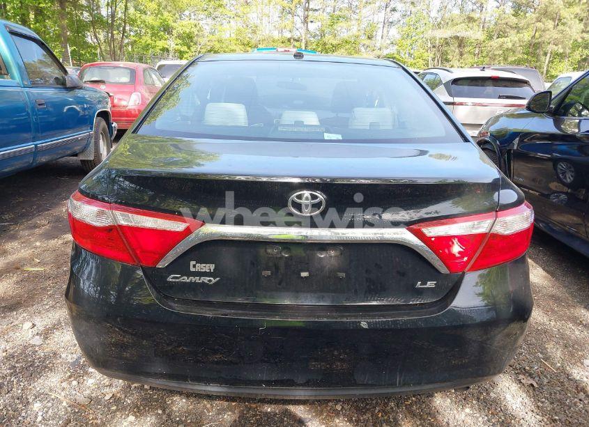 Photo 16 of 2015 Toyota Camry LE (VIN 4T4BF1FK2FR451083)