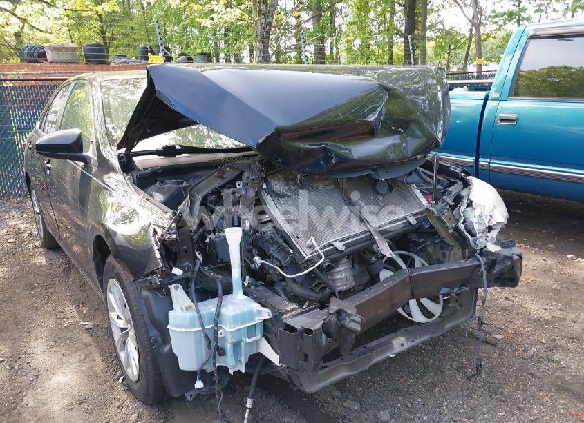 Photo 6 of 2015 Toyota Camry LE (VIN 4T4BF1FK2FR451083)