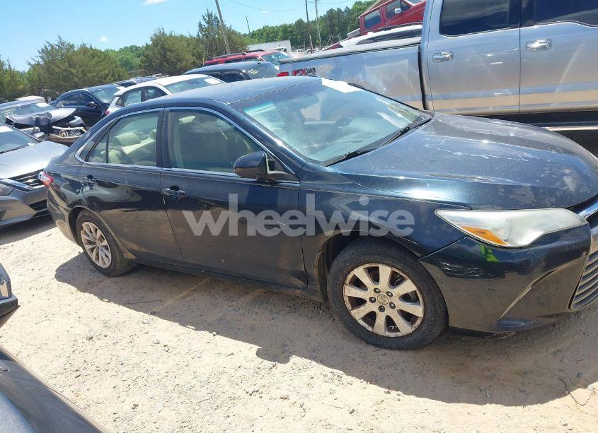 Photo 14 of 2015 Toyota Camry LE (VIN 4T4BF1FK2FR457823)