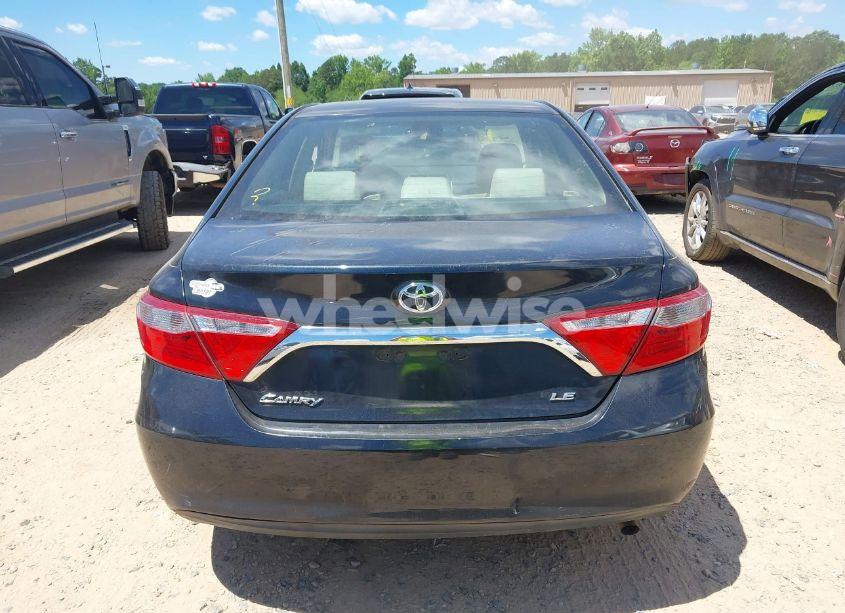 Photo 17 of 2015 Toyota Camry LE (VIN 4T4BF1FK2FR457823)