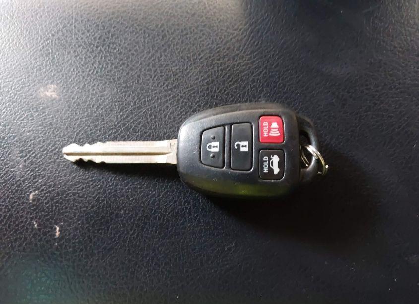Photo 11 of 2015 Toyota Camry LE (VIN 4T4BF1FK2FR461788)