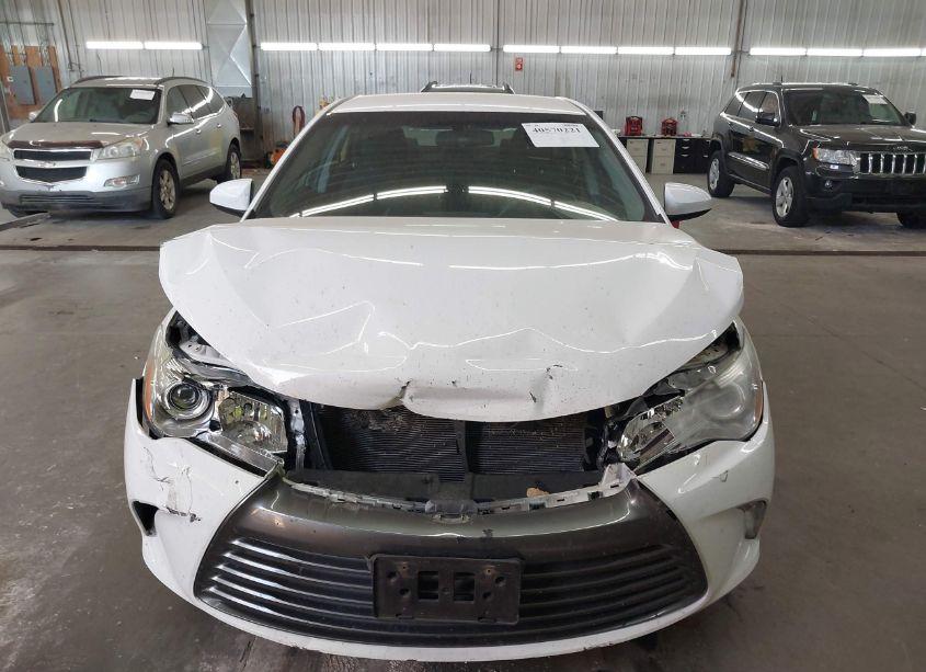 Photo 13 of 2015 Toyota Camry LE (VIN 4T4BF1FK2FR461788)