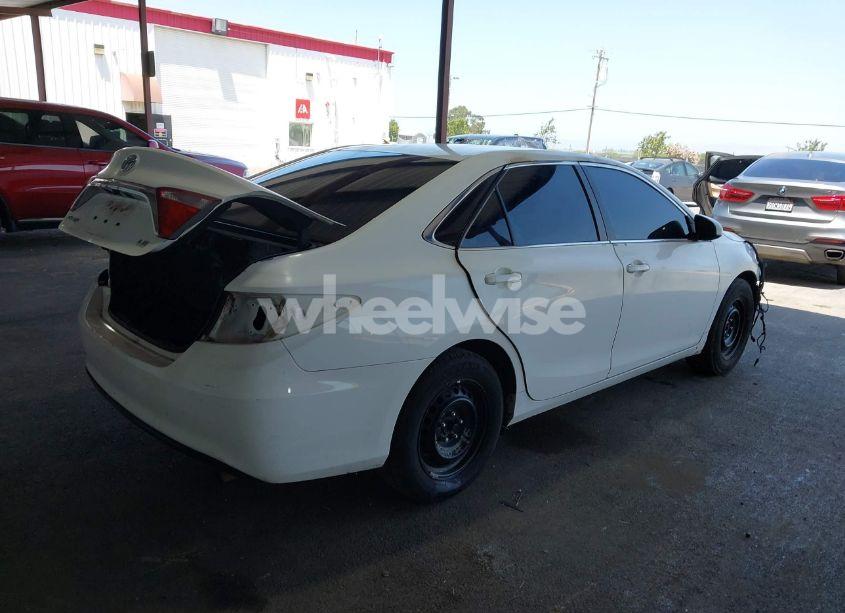 Photo 4 of 2015 Toyota Camry LE (VIN 4T4BF1FK2FR480034)
