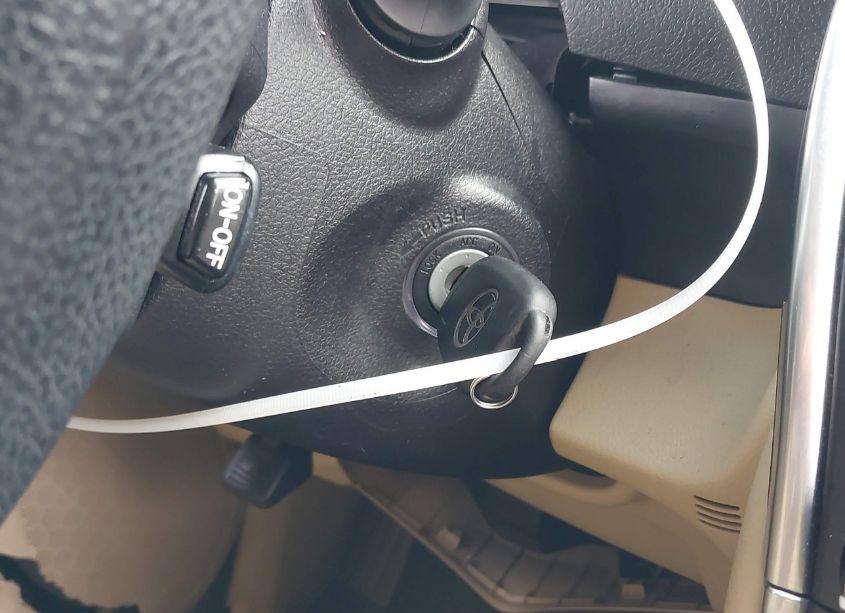 Photo 11 of 2015 Toyota Camry LE (VIN 4T4BF1FK2FR486299)