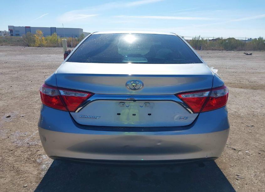 Photo 17 of 2015 Toyota Camry LE (VIN 4T4BF1FK2FR495648)