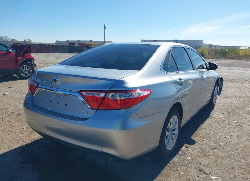 Photo 4 of 2015 Toyota Camry LE (VIN 4T4BF1FK2FR495648)