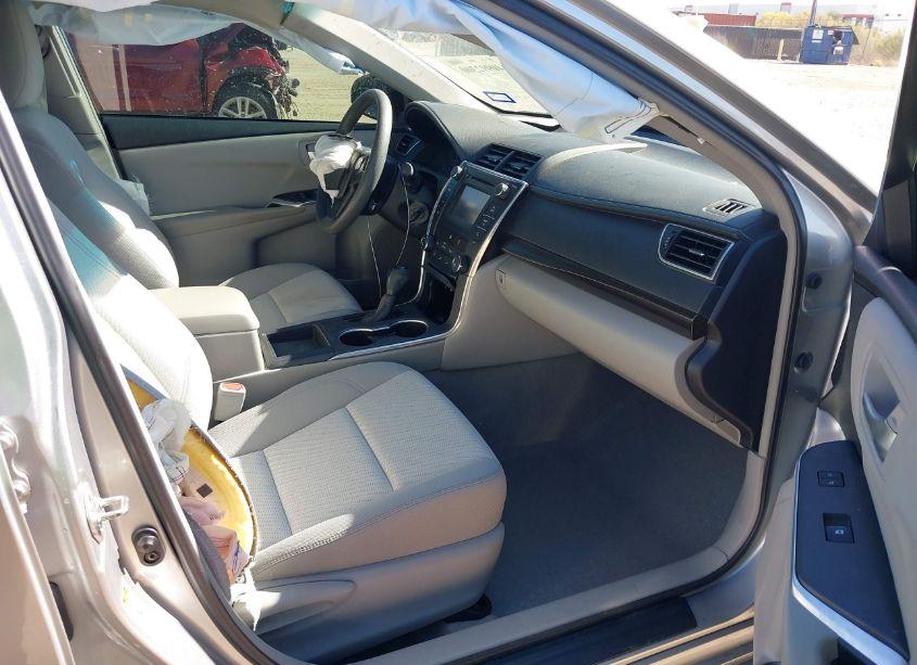 Photo 5 of 2015 Toyota Camry LE (VIN 4T4BF1FK2FR495648)