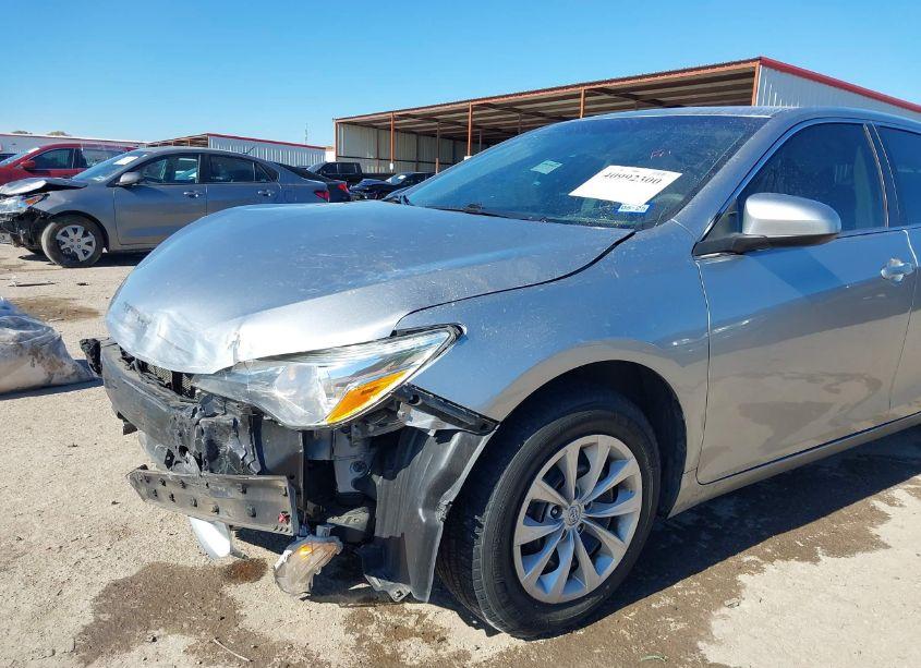 Photo 6 of 2015 Toyota Camry LE (VIN 4T4BF1FK2FR495648)