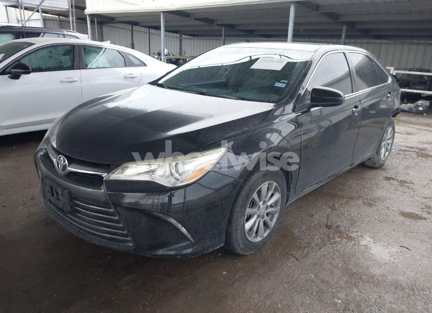 Photo 2 of 2015 Toyota Camry LE (VIN 4T4BF1FK2FR513551)