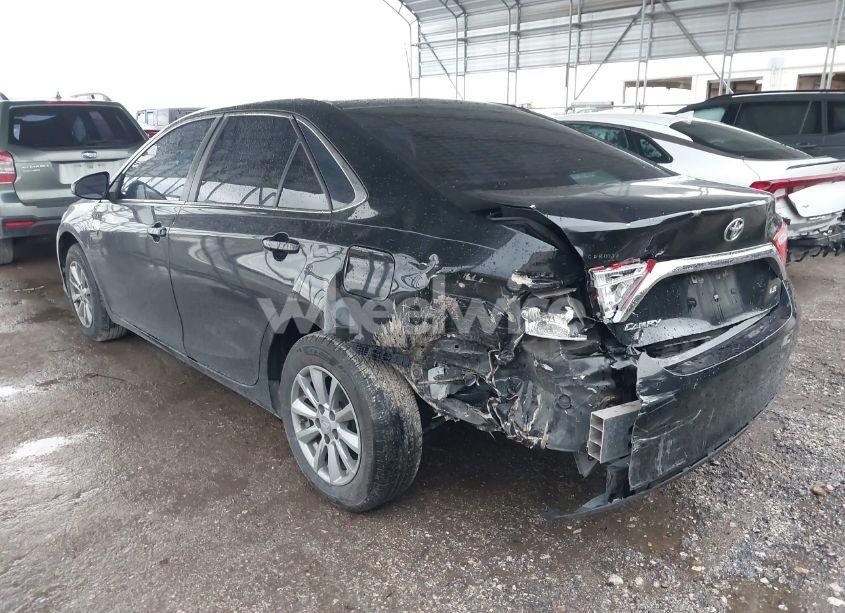 Photo 3 of 2015 Toyota Camry LE (VIN 4T4BF1FK2FR513551)