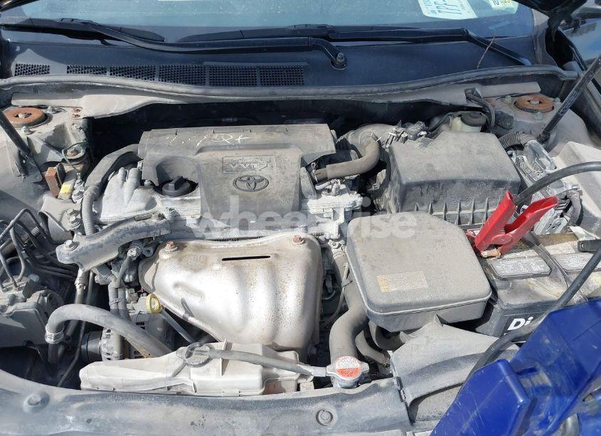 Photo 10 of 2016 Toyota Camry LE (VIN 4T4BF1FK2GR522770)