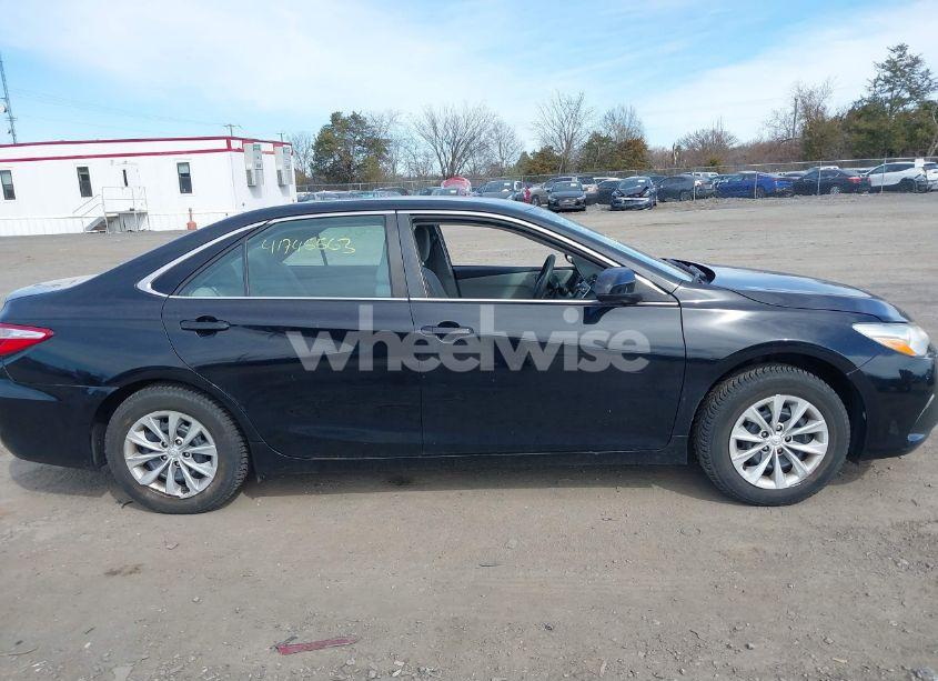 Photo 13 of 2016 Toyota Camry LE (VIN 4T4BF1FK2GR522770)