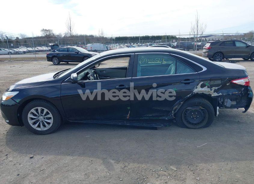 Photo 14 of 2016 Toyota Camry LE (VIN 4T4BF1FK2GR522770)