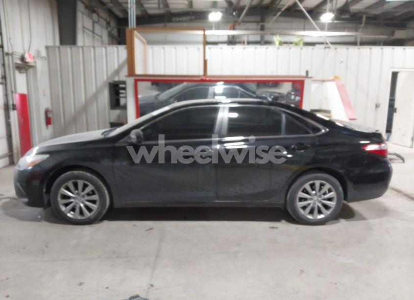 Photo 15 of 2016 Toyota Camry XLE (VIN 4T4BF1FK2GR544574)