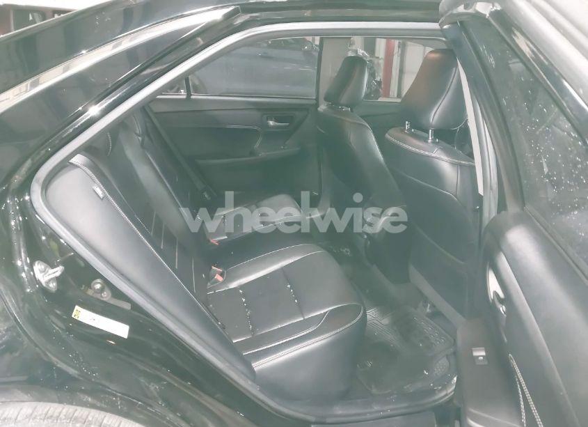 Photo 8 of 2016 Toyota Camry XLE (VIN 4T4BF1FK2GR544574)