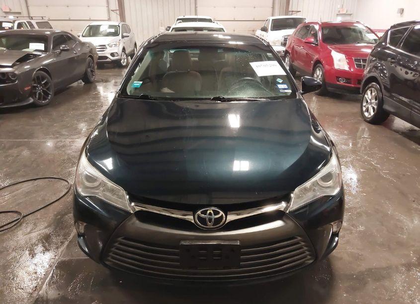 Photo 12 of 2016 Toyota Camry LE/XLE/SE/XSE (VIN 4T4BF1FK2GR544817)