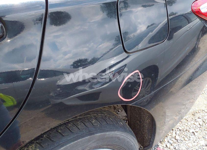 Photo 18 of 2016 Toyota Camry LE (VIN 4T4BF1FK2GR547930)