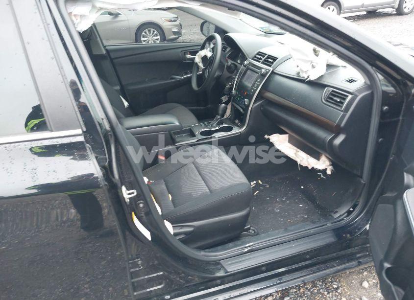 Photo 5 of 2016 Toyota Camry LE (VIN 4T4BF1FK2GR547930)