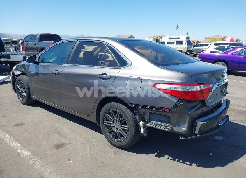 Photo 3 of 2016 Toyota Camry LE (VIN 4T4BF1FK2GR558894)