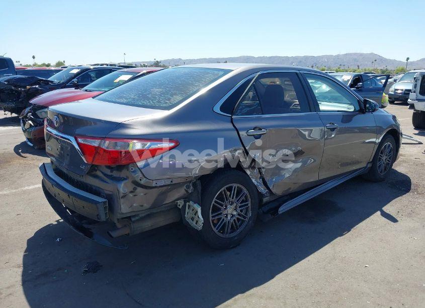 Photo 4 of 2016 Toyota Camry LE (VIN 4T4BF1FK2GR558894)