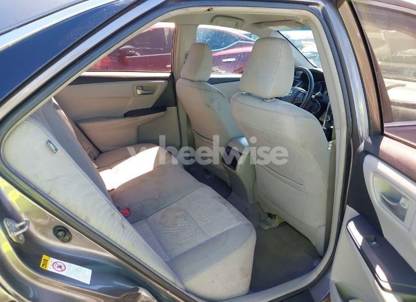 Photo 8 of 2016 Toyota Camry LE (VIN 4T4BF1FK2GR558894)