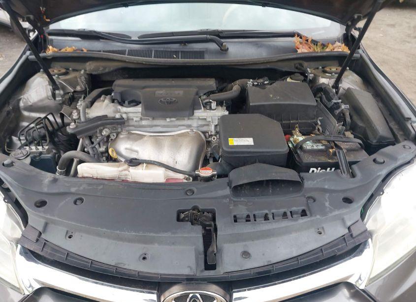 Photo 10 of 2016 Toyota Camry LE (VIN 4T4BF1FK2GR566753)