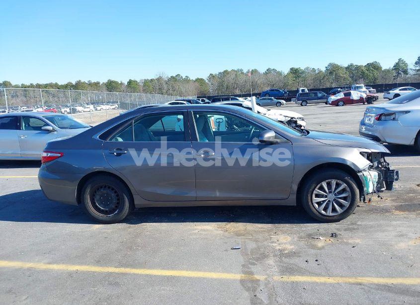 Photo 14 of 2016 Toyota Camry LE (VIN 4T4BF1FK2GR567577)